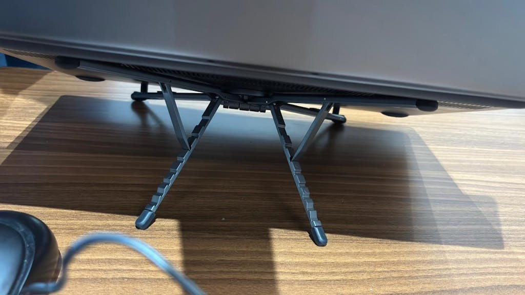Zen-Z MagSafe Adjustable Laptop Stand – Foldable Aluminum Desk Riser for MacBook, iPad & iPhone